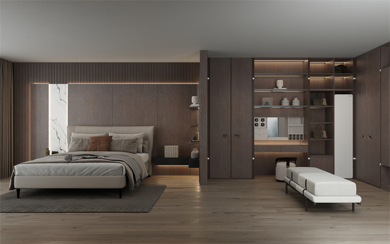 藏玉·忙在臥室